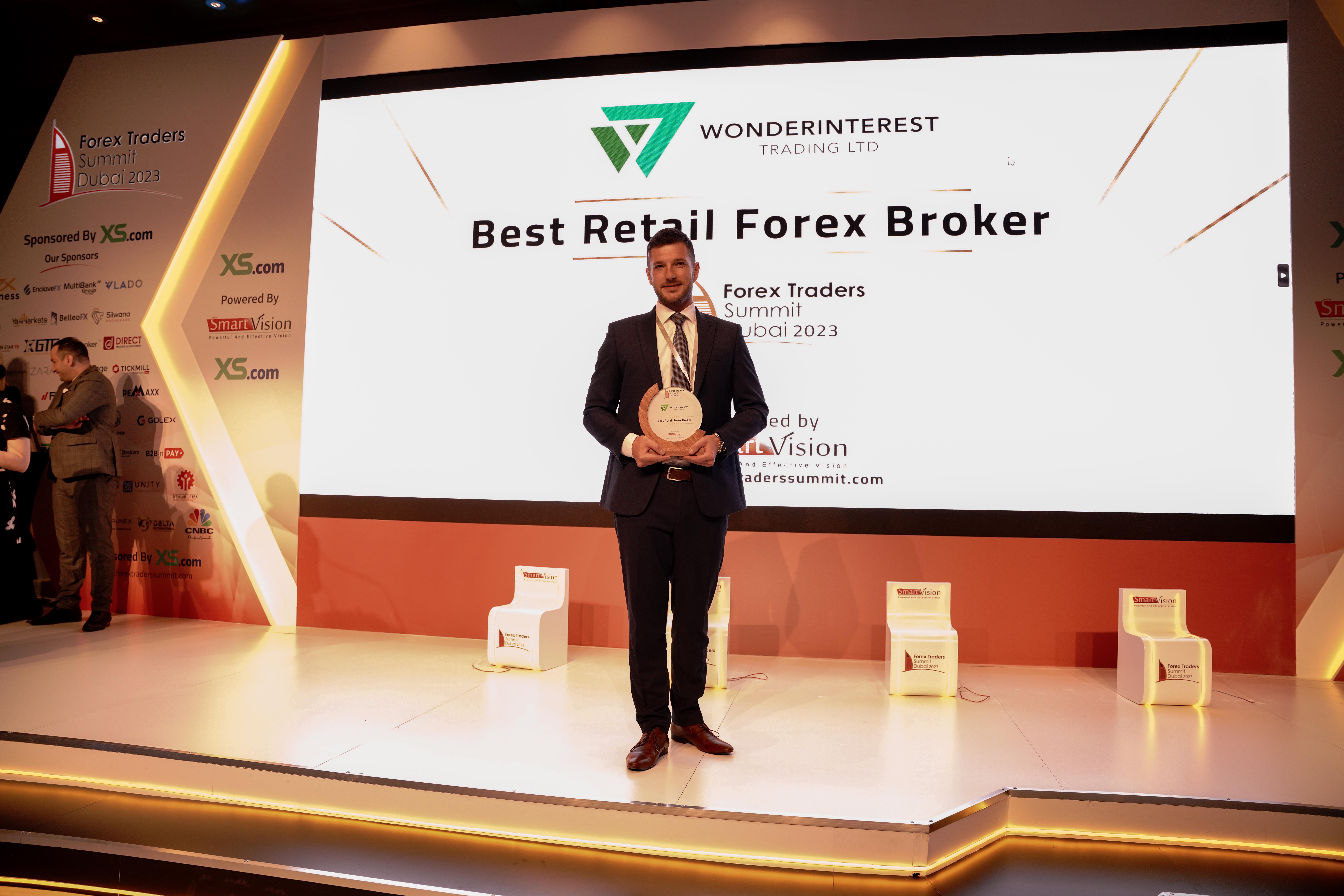 Wonderinterest | Η Wonderinterest Trading Ltd. βραβεύτηκε ως ο καλύτερος μεσίτης λιανικής Forex στο Forex Trader Summit στο Ντουμπάι 2023