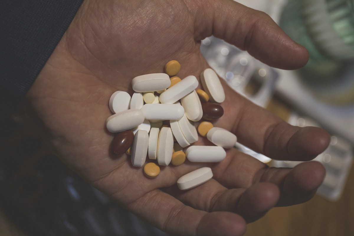 Wonderinterest | Pilulka v krizi: Delnice so na zgodovinskem dnu, manjkajo jim sredstva in se borijo za preživetje