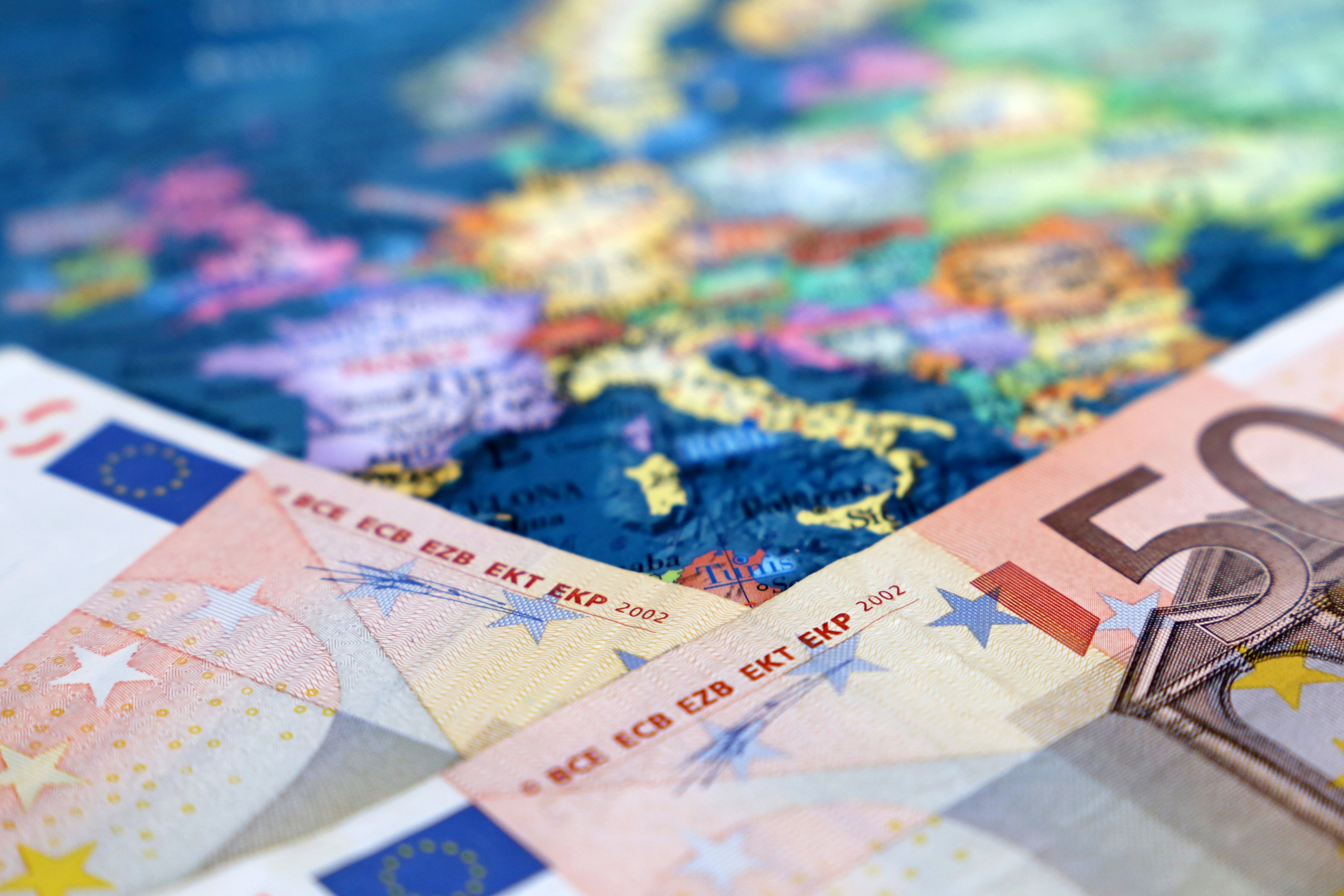 Wonderinterest | Euro jako privilegium? Některé členské státy to tak nevidí!