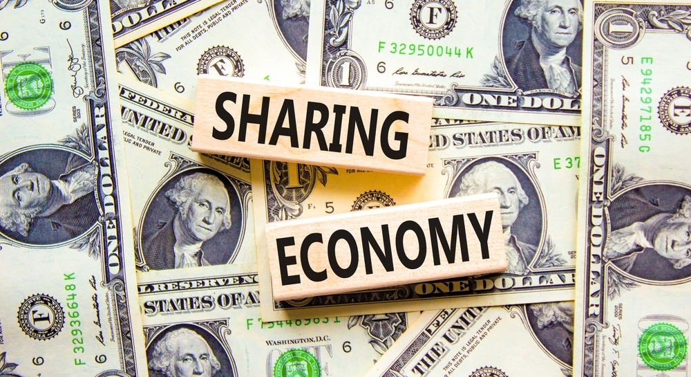 Shutterstock 2415475745